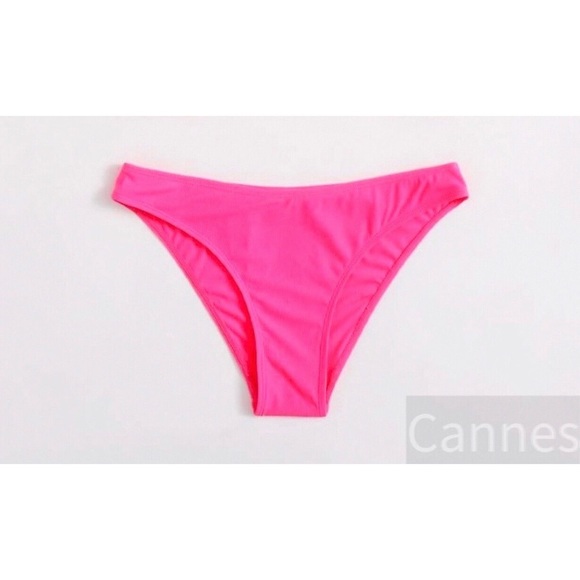 Cannes Pink Bikini Set - Picture 3 of 4